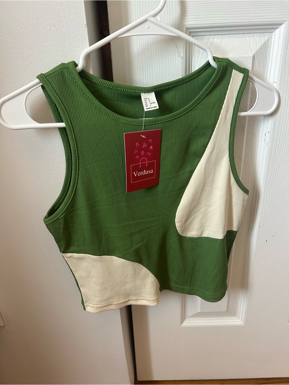 Verdusa Green and Cream Colorblock Ribbed Crop Tank